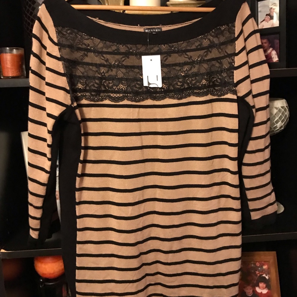 Tan/black blouse